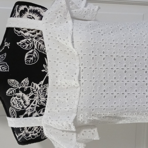 🤍Cremieux🤍 - White Eyelet Cold Shoulder Jane Top - Picture 7 of 12